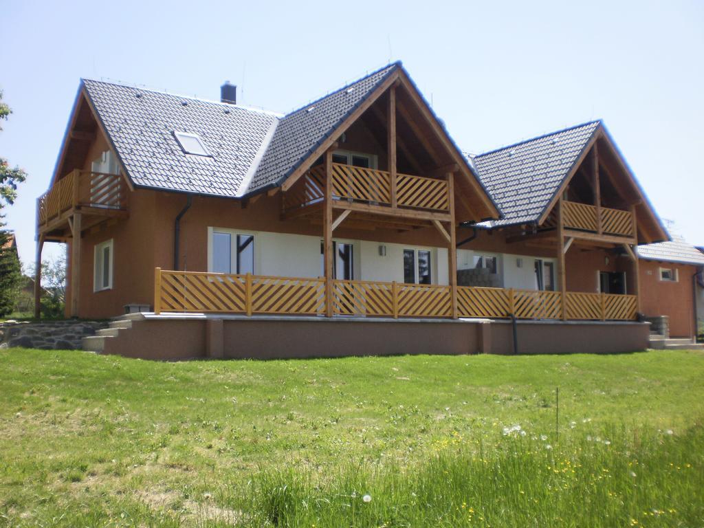 Apartmany Eva Frymburk Exterior foto